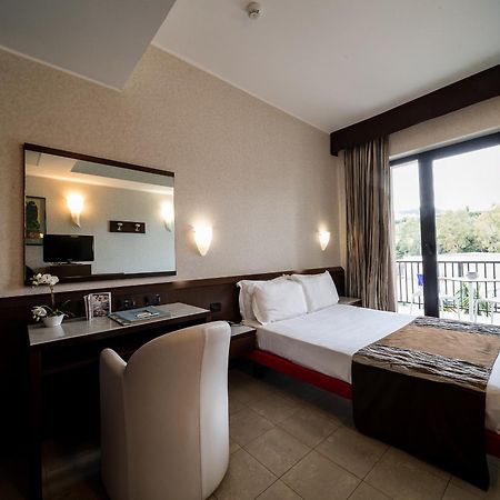 Mare Hotel Savona Esterno foto
