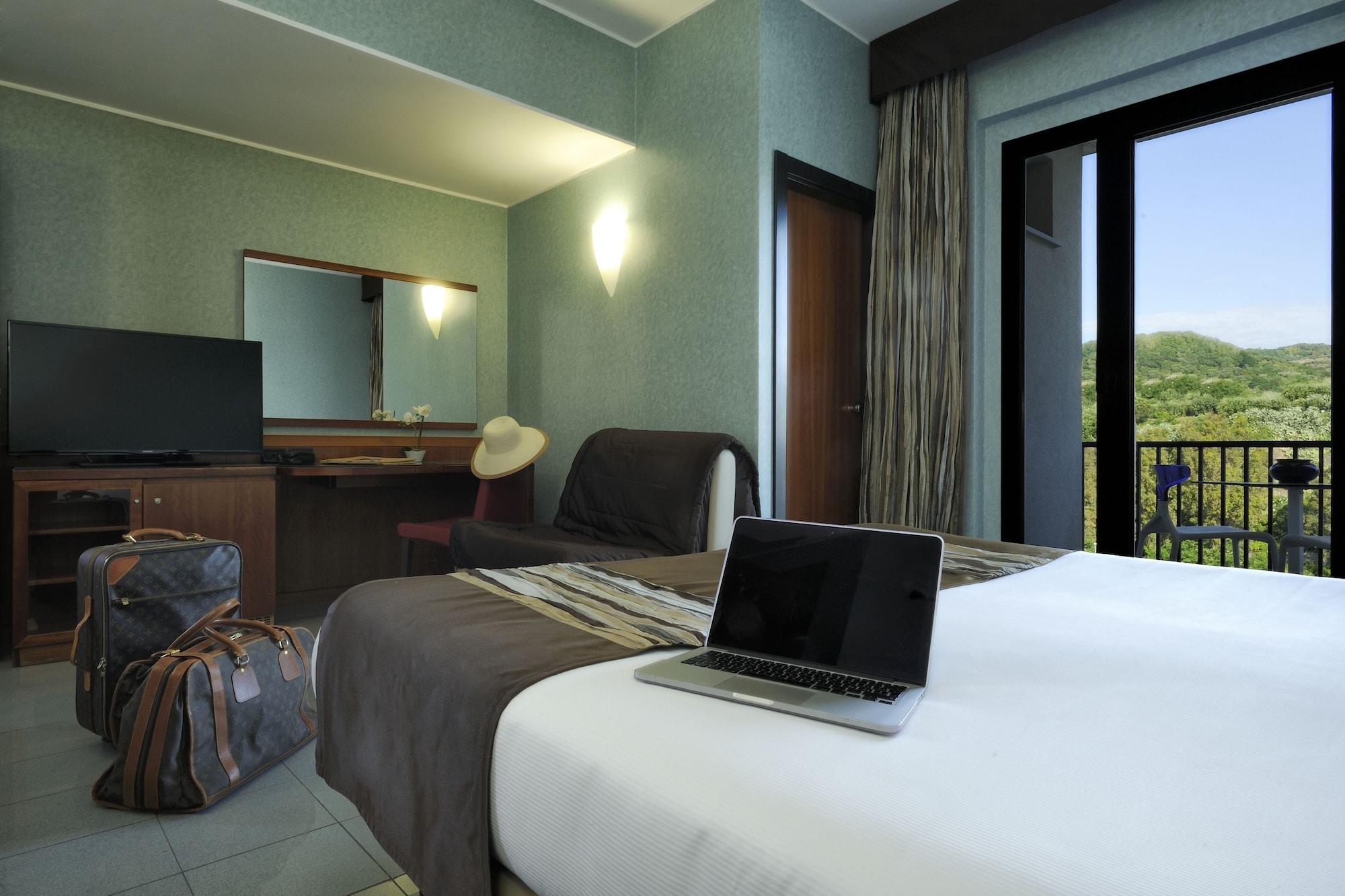 Mare Hotel Savona Esterno foto