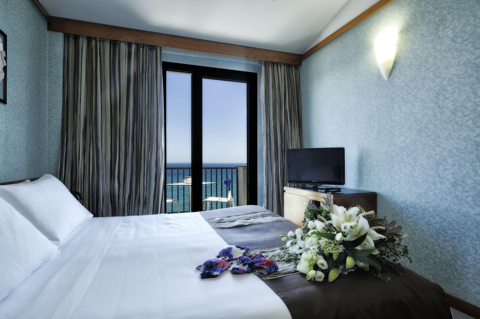 Mare Hotel Savona Esterno foto