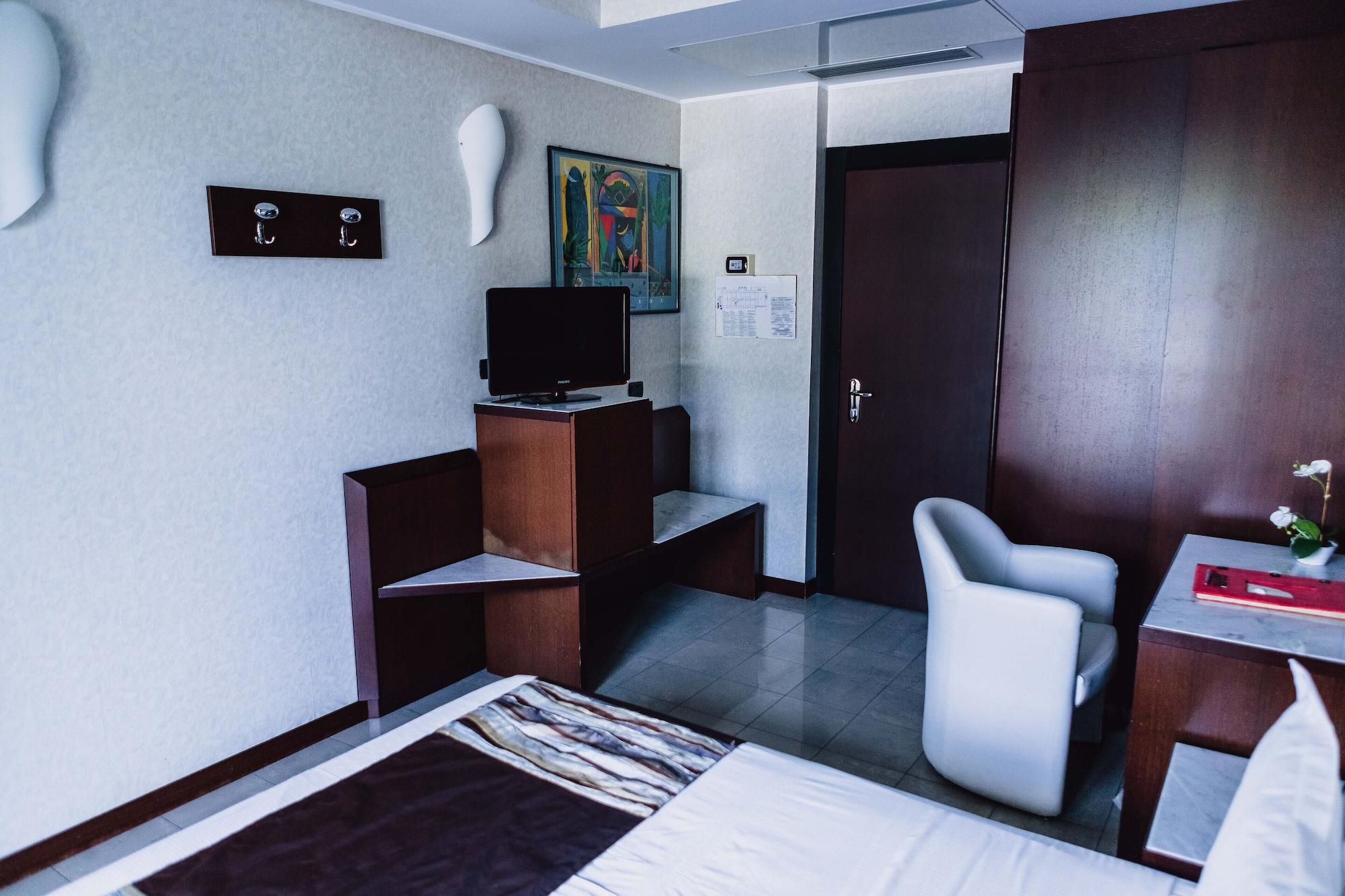 Mare Hotel Savona Esterno foto